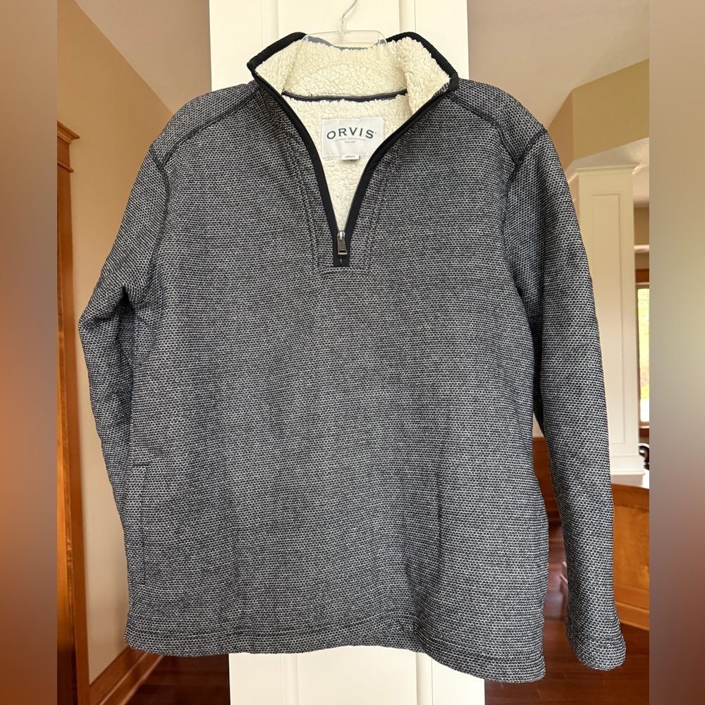 Orvis Mens Medium 1/4 zip Sherpa Black Textured Pullover Sweater.